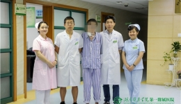 我院在湖南省護(hù)理學(xué)會內(nèi)科?？瓢咐傎愔袠s獲創(chuàng)新獎