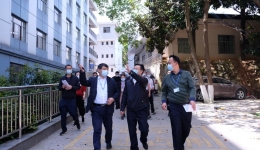 副市長向秀亮一行來我院進(jìn)行安全生產(chǎn)檢查