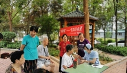 不懼炎熱送健康，慢病篩查進(jìn)社區(qū)