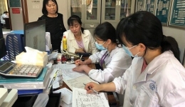 全科義診進(jìn)鄉(xiāng)鎮(zhèn)，健康溫暖入人心