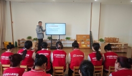 用專業(yè)知識呵護(hù)孩子成長